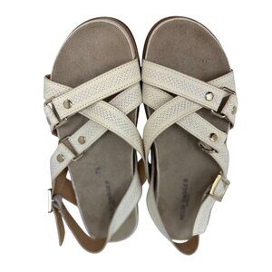 Kelsi Dagger White Strappy Sandals Gold Buckle Stitch Detail Size 7.5 Ankle Stra